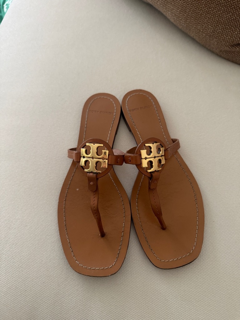 Tory Burch Tan Leather Thong Sandals with Gold Logo